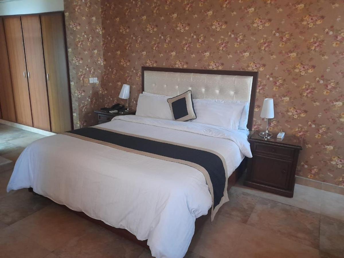 Shalimar Tower Hotel Лахор Экстерьер фото