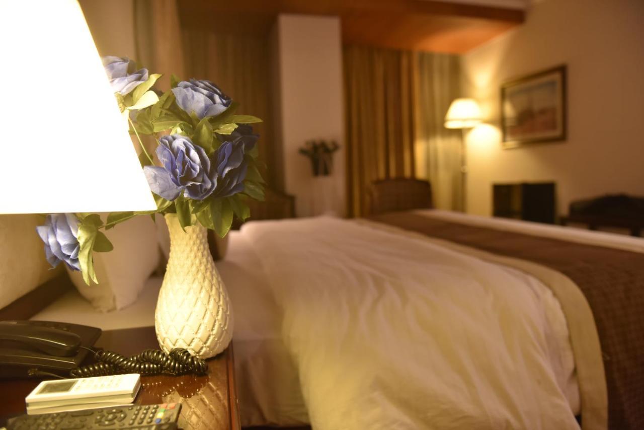 Shalimar Tower Hotel Лахор Экстерьер фото